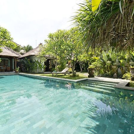Bali Villa Aja Семиньяк Экстерьер фото